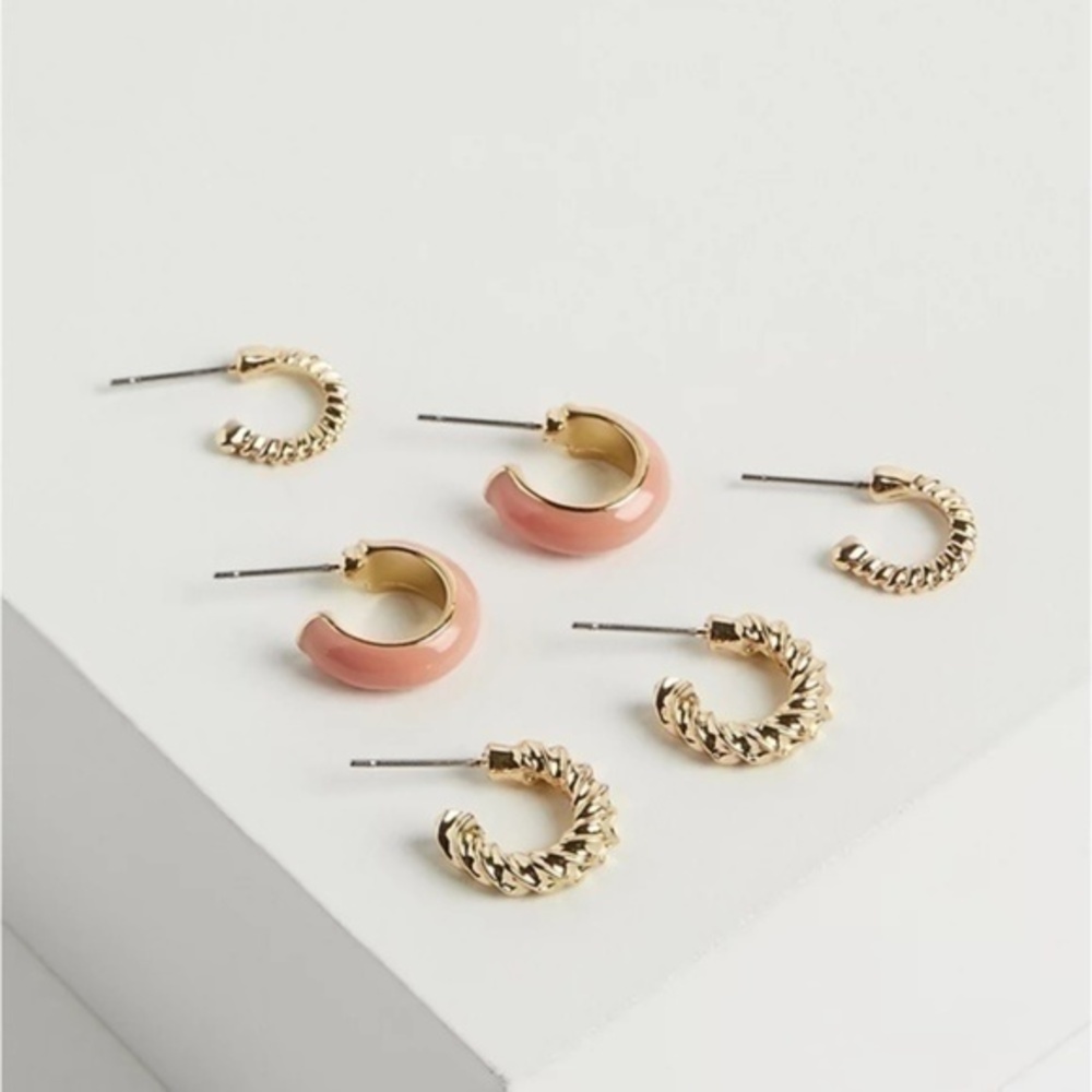 3/$25 Torrid Set of 3 Coral Gold Tone Enamel Huggies Earrings